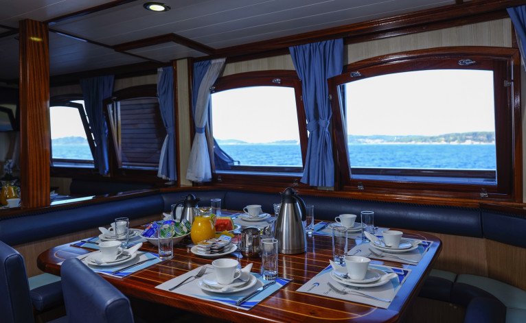 Riviera Travel gallery image