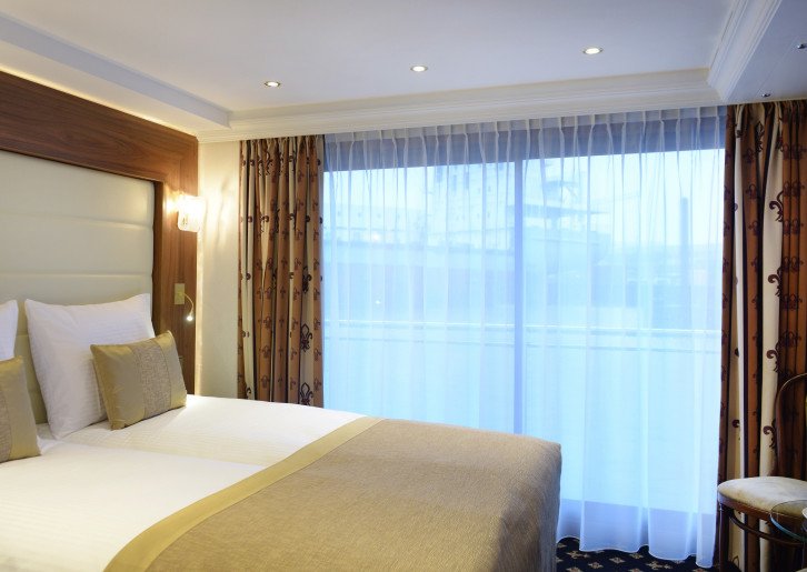 Standard Cabin (Diamond and Ruby Decks)