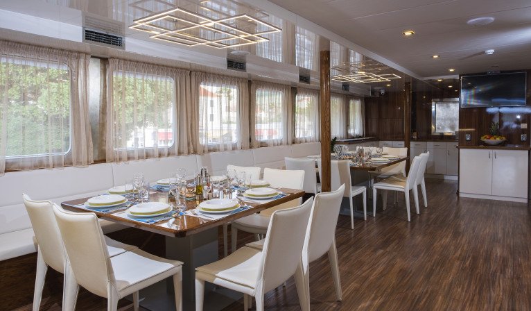 Riviera Travel gallery image