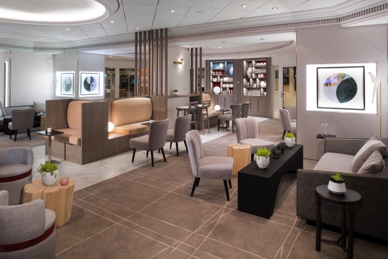 Retreat Lounge on Celebrity Constellation