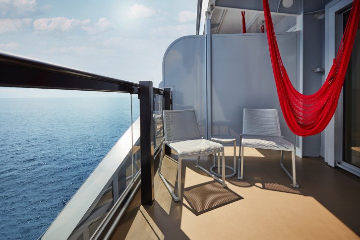 Sea Terrace: Slightly Smaller Balcony