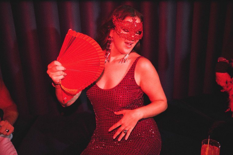Scarlet Night on Scarlet Lady