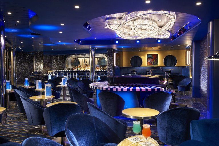 Piano Bar on Carnival Mardi Gras