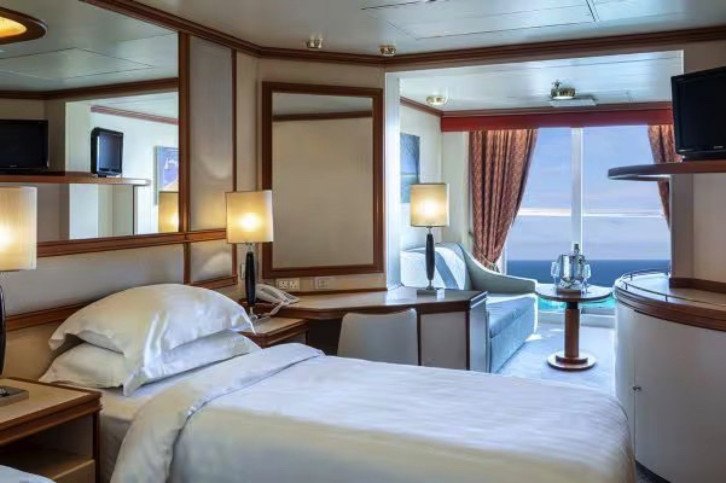 Superior Deluxe Balcony Cabin