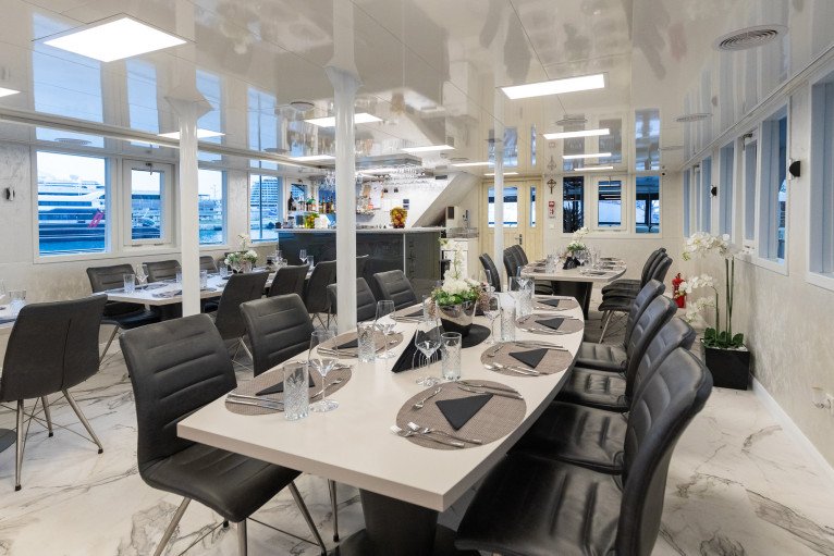 Riviera Travel gallery image