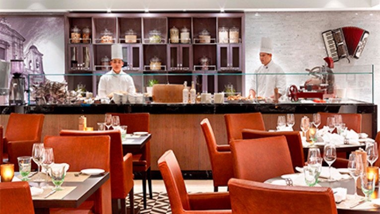 Manfredi’s® Italian Restaurant on Viking Astrea