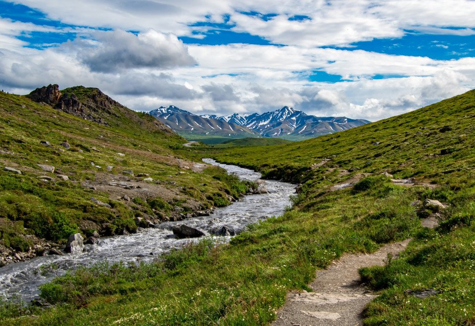 9-Day Classic Denali D8L search image