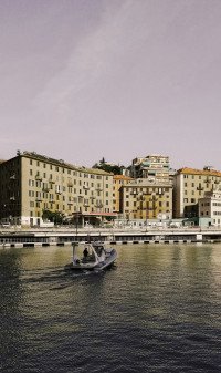 6 Image 6