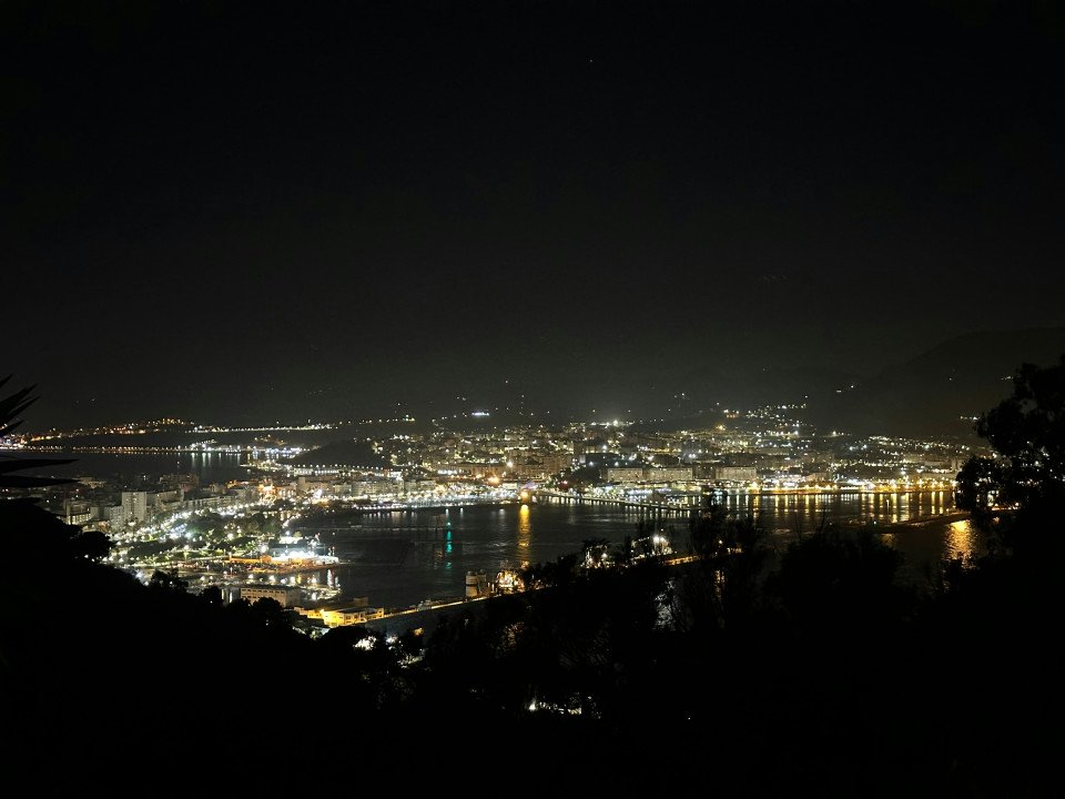 9 Image 9