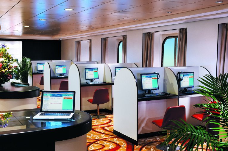 i-Connect Internet Café on Norwegian Epic