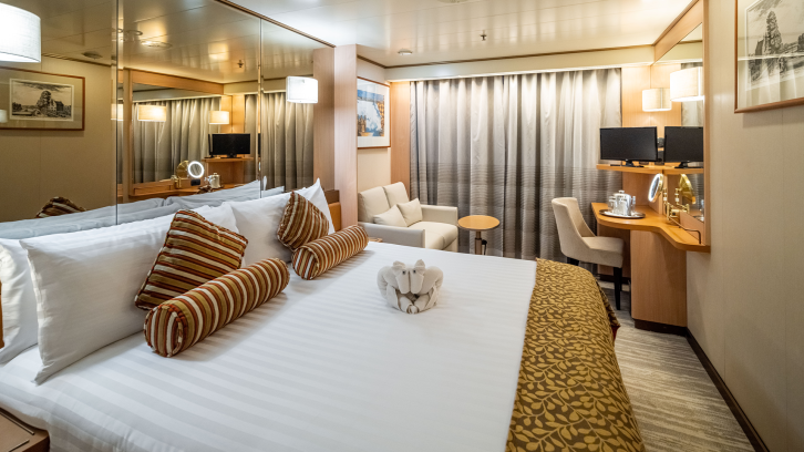 Promenade Terrace Cabin