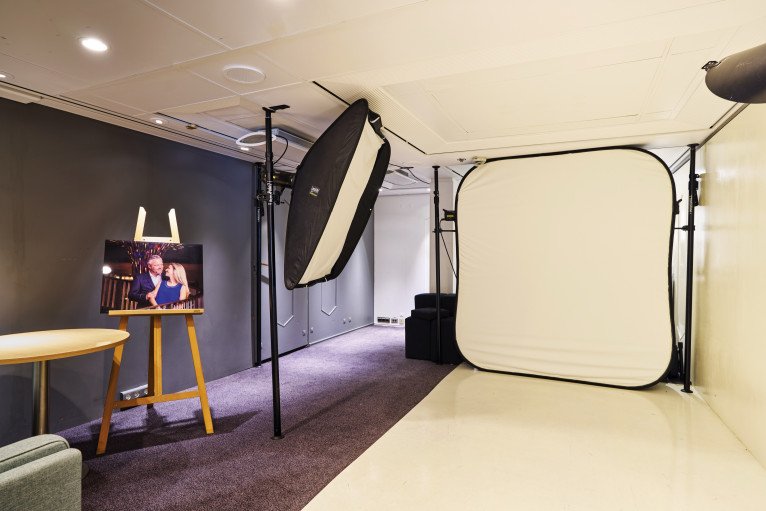 Pure Portrait Studio on Marella Discovery