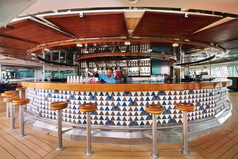 Pool Bar on Marella Discovery