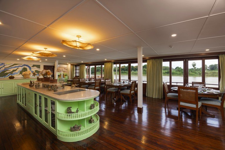 Riviera Travel gallery image