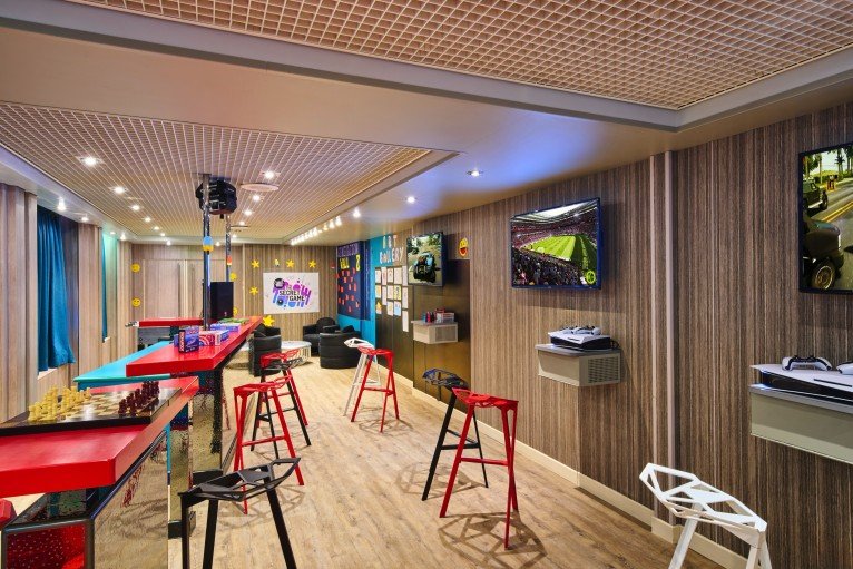 Teen Club on MSC Armonia