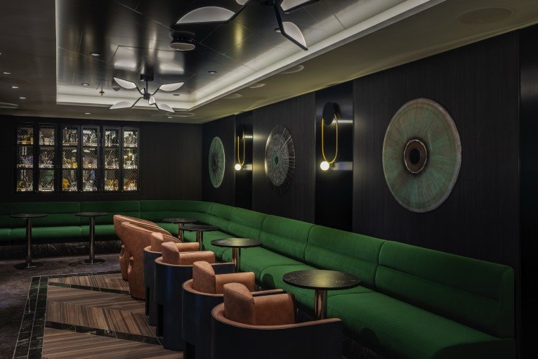 Elixir Mixology Bar on MSC World America