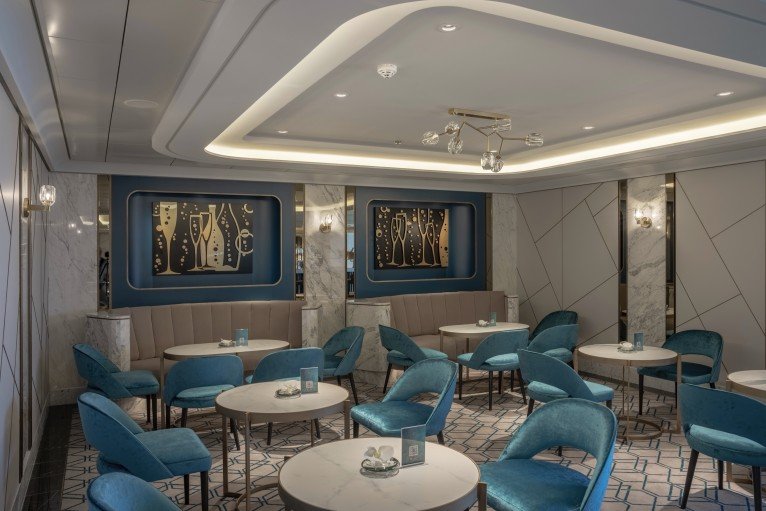 Fizz Champagne Bar on MSC World America