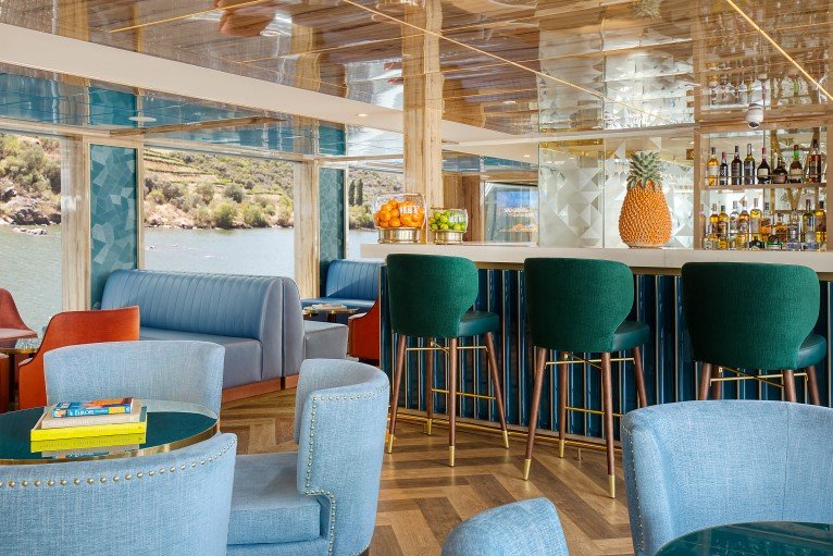 Lounge on S.S. São Rafael