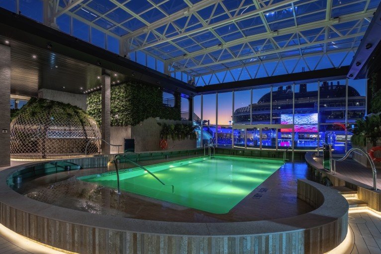Botanic Garden Pool
