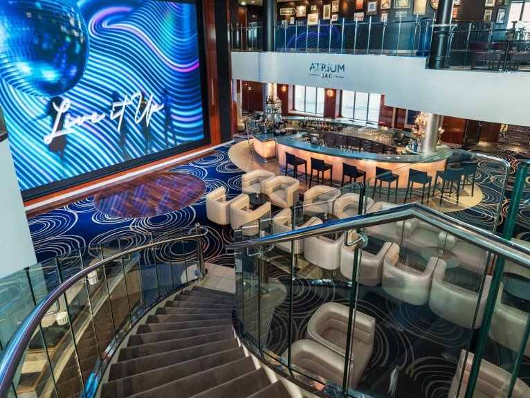 Atrium Bar