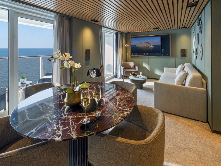 The Haven 3-Bedroom Duplex Suite with Large Balcony