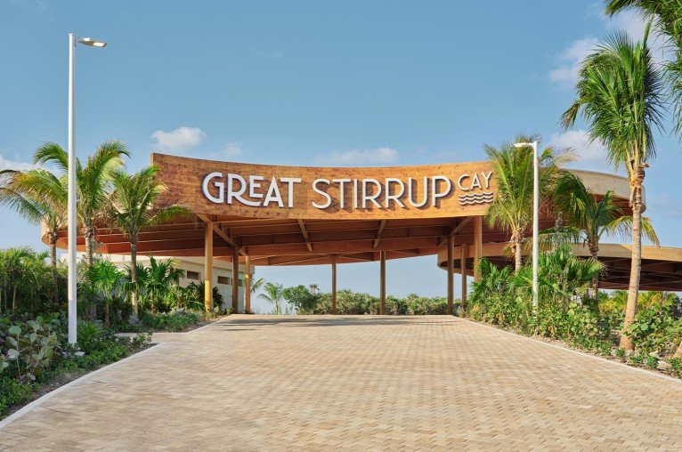 Great Tides Waterpark on Norwegian Aura