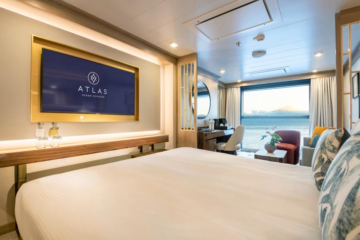 Horizon Suite on World Voyager