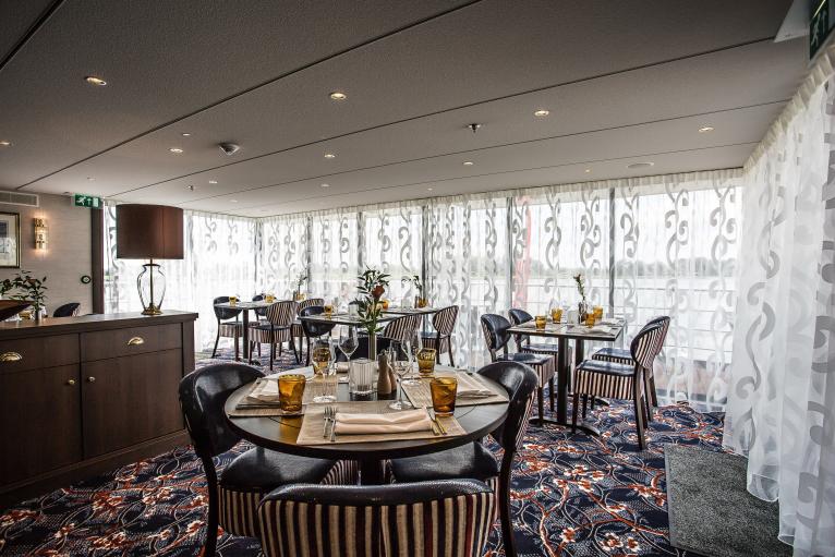 Riviera Travel gallery image