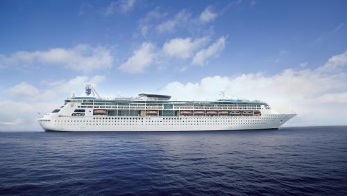 Grandeur of the Seas cruise ship Image
