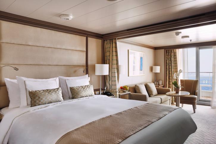 Deluxe Veranda Suite