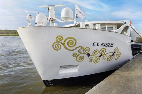 S.S. Emilie cruise ship Image