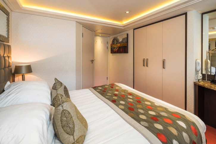 Category E  cabin on AmaCerto