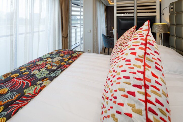 Suite on AmaKristina