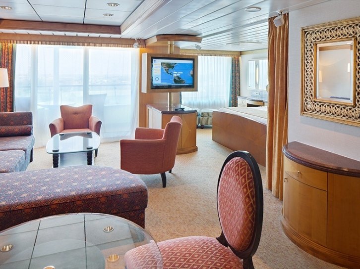 Owner's Suite - 1 bedroom on Adventure of the Seas