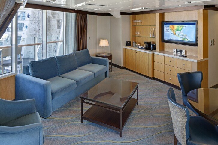 AquaTheater Suite with Large Balcony - 2 Bedroom on Allure of the Seas