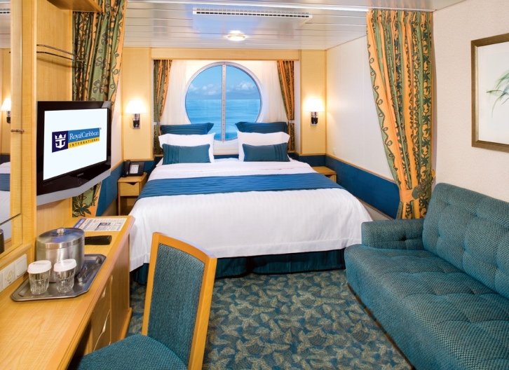 Spacious Ocean View cabin on Allure of the Seas