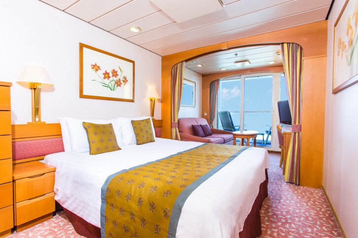 Deluxe Balcony Cabin  on Aurora