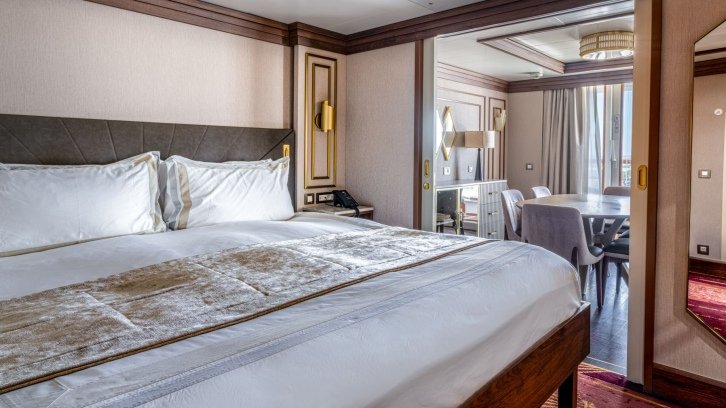 Concierge Royal Suite with Verandah on Disney Magic