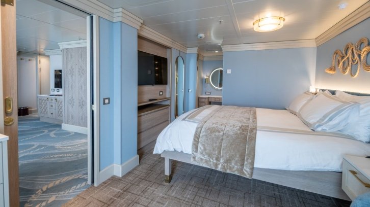 Concierge 1-Bedroom Suite with Verandah on Disney Magic