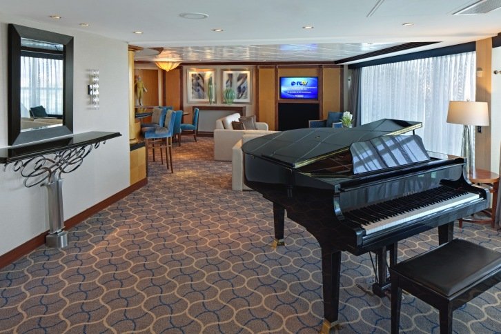 Royal Suite - 1 Bedroom on Jewel of the Seas