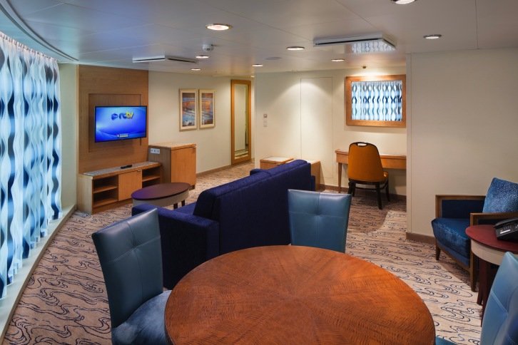 Ocean View Suite - 2 Bedroom (No Balcony) on Jewel of the Seas