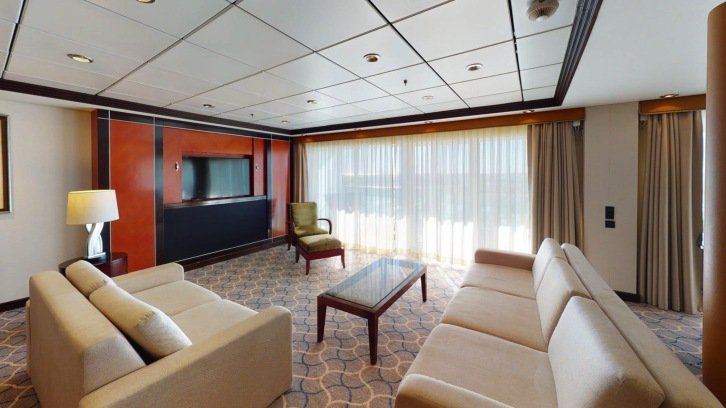 Royal Suite - 1 Bedroom on Mariner of the Seas