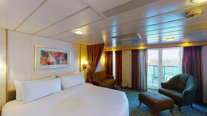 Junior Suite on Mariner of the Seas