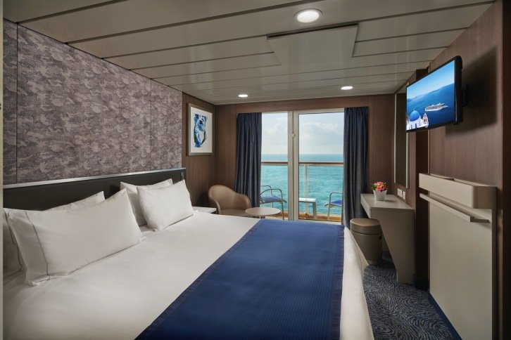 Sail Away Balcony cabin on Norwegian Spirit