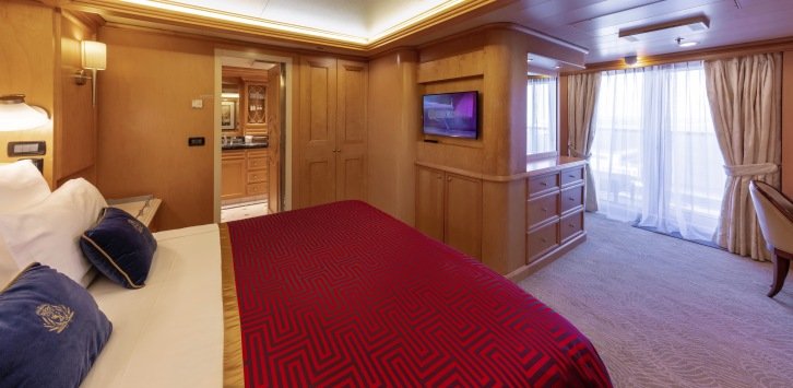 Queens Grill Master Suite on Queen Victoria