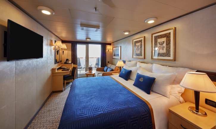 Britannia Balcony cabin on Queen Victoria