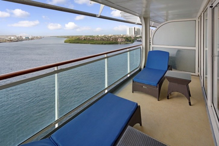 Owner's Suite - 1 Bedroom on Rhapsody of the Seas