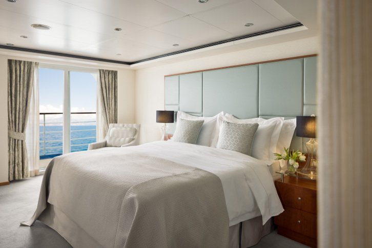 Signature Suite on Seven Seas Voyager