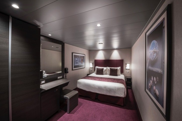 Deluxe Interior cabin on MSC Meraviglia