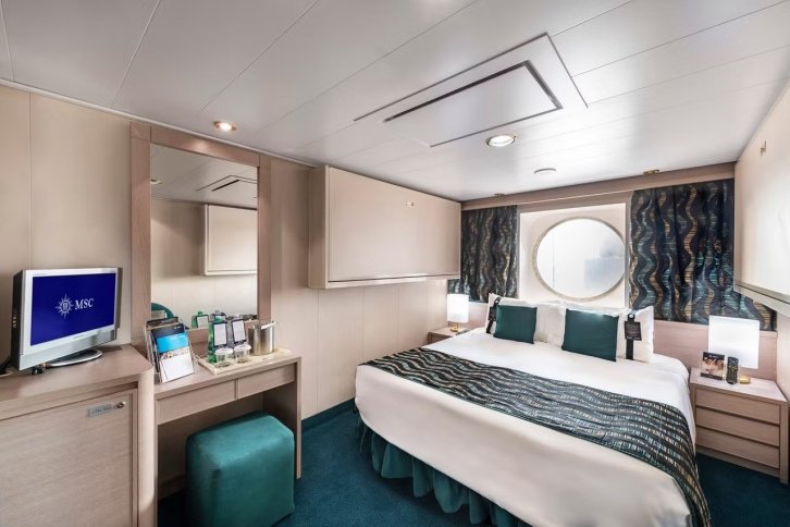 Deluxe Ocean View with Obstructed View cabin on MSC Poesia